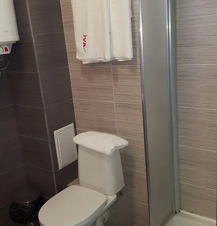 Iva فندق بايالا