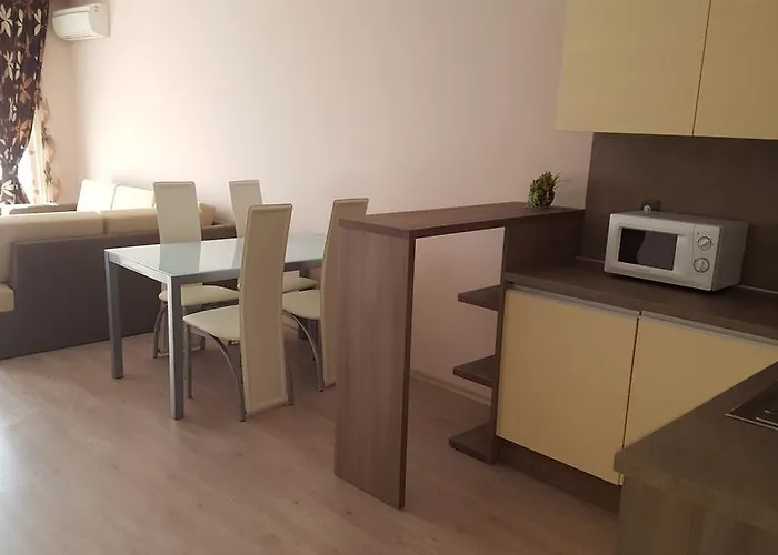 Iva Hotel Byala (Varna)