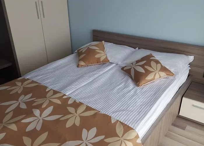 Iva Hotel Byala (Varna)